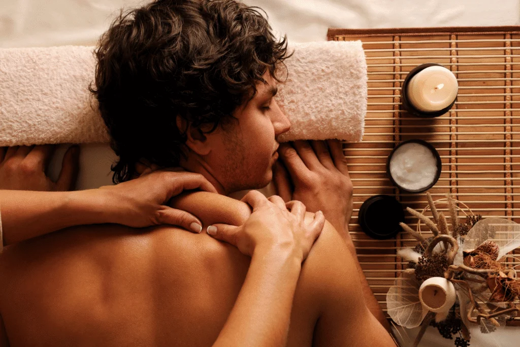 Ayurvedic-Massage-Therapy-1024x683
